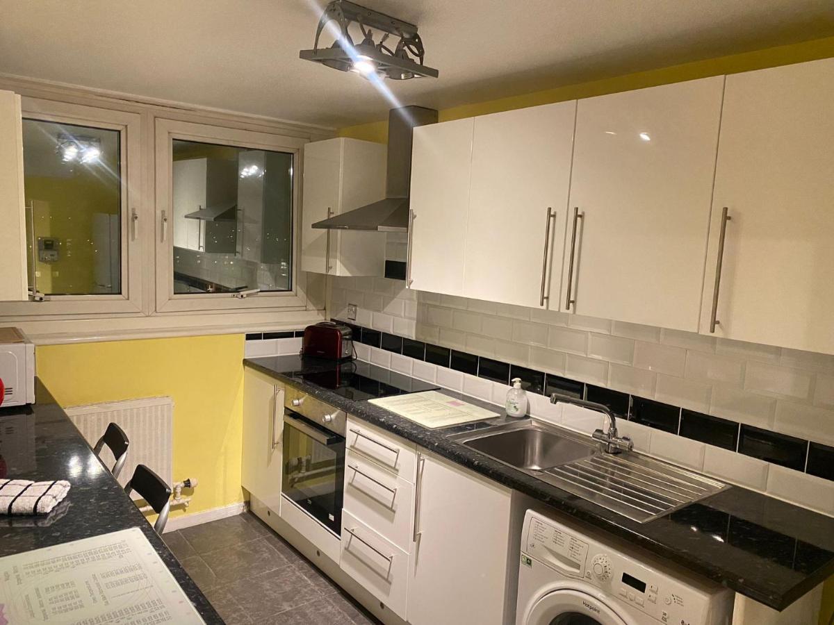 Victoria Centre Apartments In The Victoria Centre Shopping Centre - Nottingham City Centre - 24 Hour Access - Most Central Location, Kitchen - Sunday Check-Out 1Pm - Opposite Hilton By Restaurants & Shops - Outdoor Parking Cars Or Vans Five Pounds A Zewnętrze zdjęcie