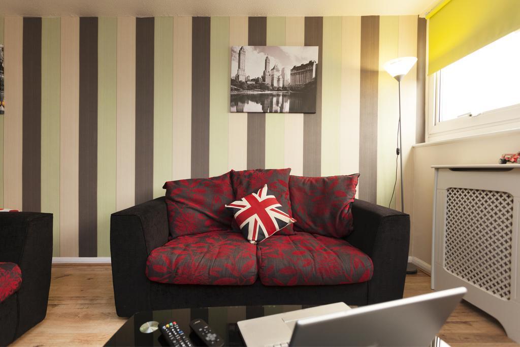 Victoria Centre Apartments In The Victoria Centre Shopping Centre - Nottingham City Centre - 24 Hour Access - Most Central Location, Kitchen - Sunday Check-Out 1Pm - Opposite Hilton By Restaurants & Shops - Outdoor Parking Cars Or Vans Five Pounds A Zewnętrze zdjęcie