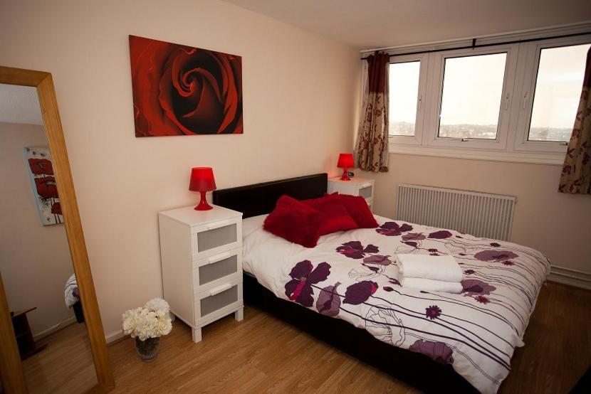 Victoria Centre Apartments In The Victoria Centre Shopping Centre - Nottingham City Centre - 24 Hour Access - Most Central Location, Kitchen - Sunday Check-Out 1Pm - Opposite Hilton By Restaurants & Shops - Outdoor Parking Cars Or Vans Five Pounds A Zewnętrze zdjęcie