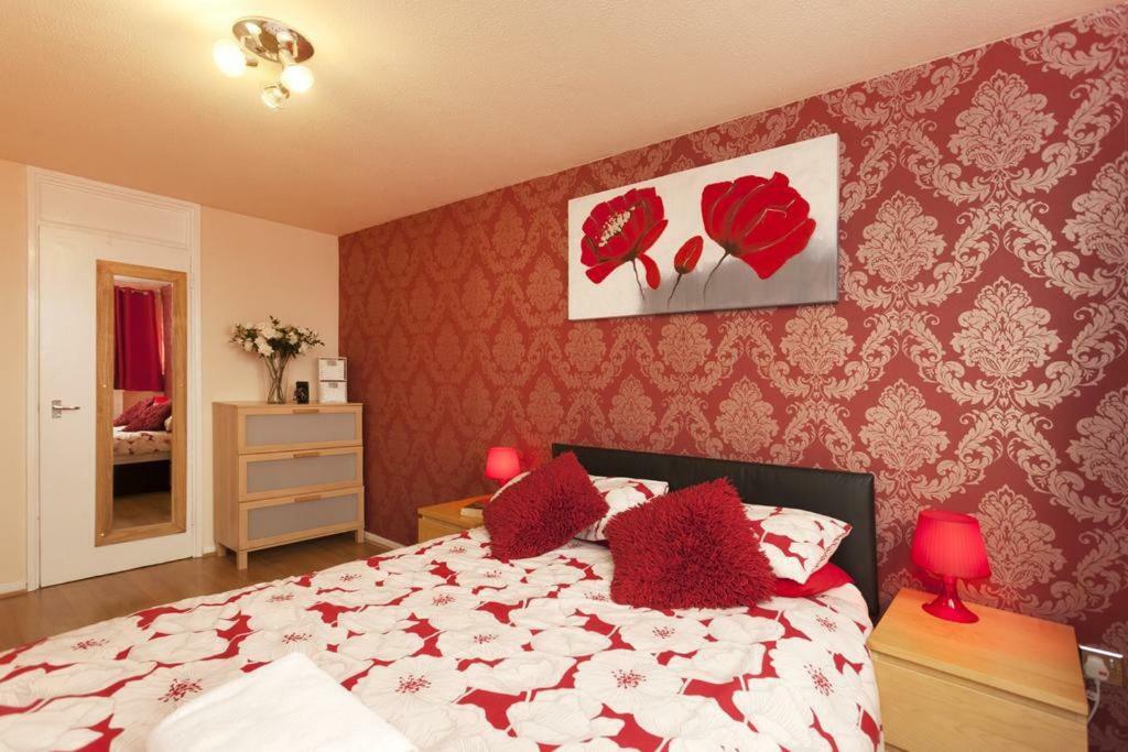 Victoria Centre Apartments In The Victoria Centre Shopping Centre - Nottingham City Centre - 24 Hour Access - Most Central Location, Kitchen - Sunday Check-Out 1Pm - Opposite Hilton By Restaurants & Shops - Outdoor Parking Cars Or Vans Five Pounds A Zewnętrze zdjęcie
